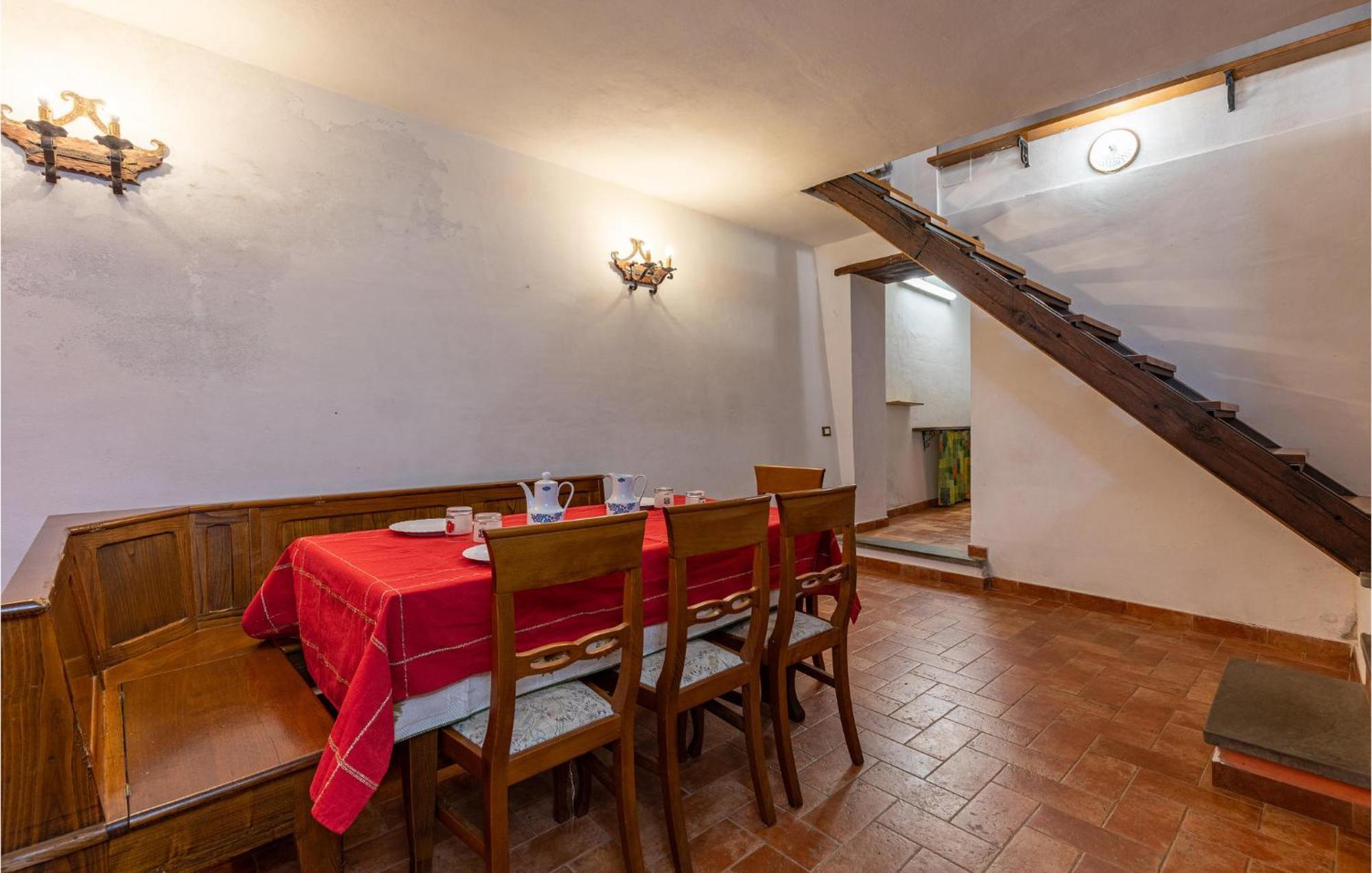 Awesome Home In Marliana With Kitchenette Kültér fotó